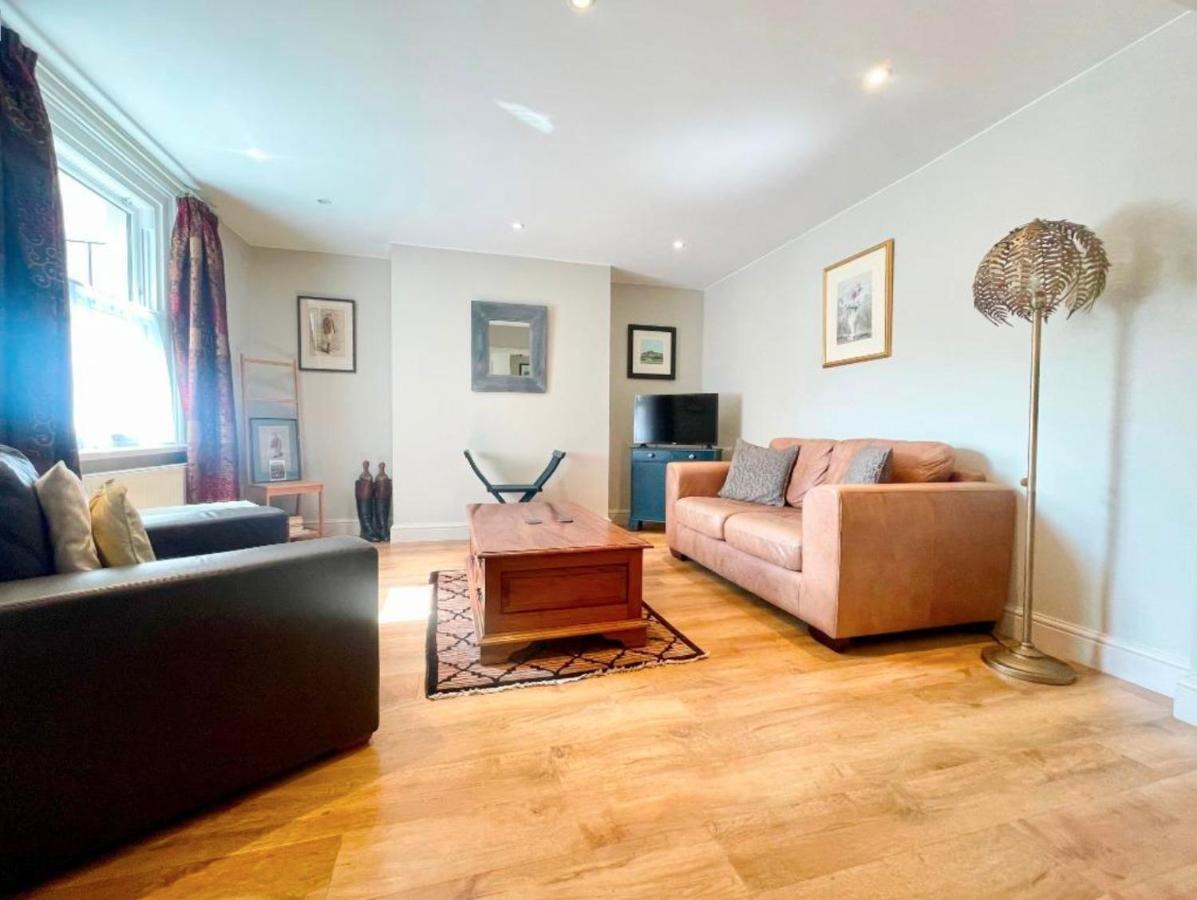 Cheltenham Central Apartment, Parking, Close Bars & Restaurants 切尔滕纳姆 外观 照片