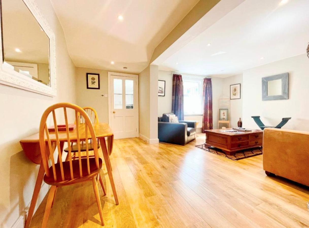 Cheltenham Central Apartment, Parking, Close Bars & Restaurants 切尔滕纳姆 外观 照片